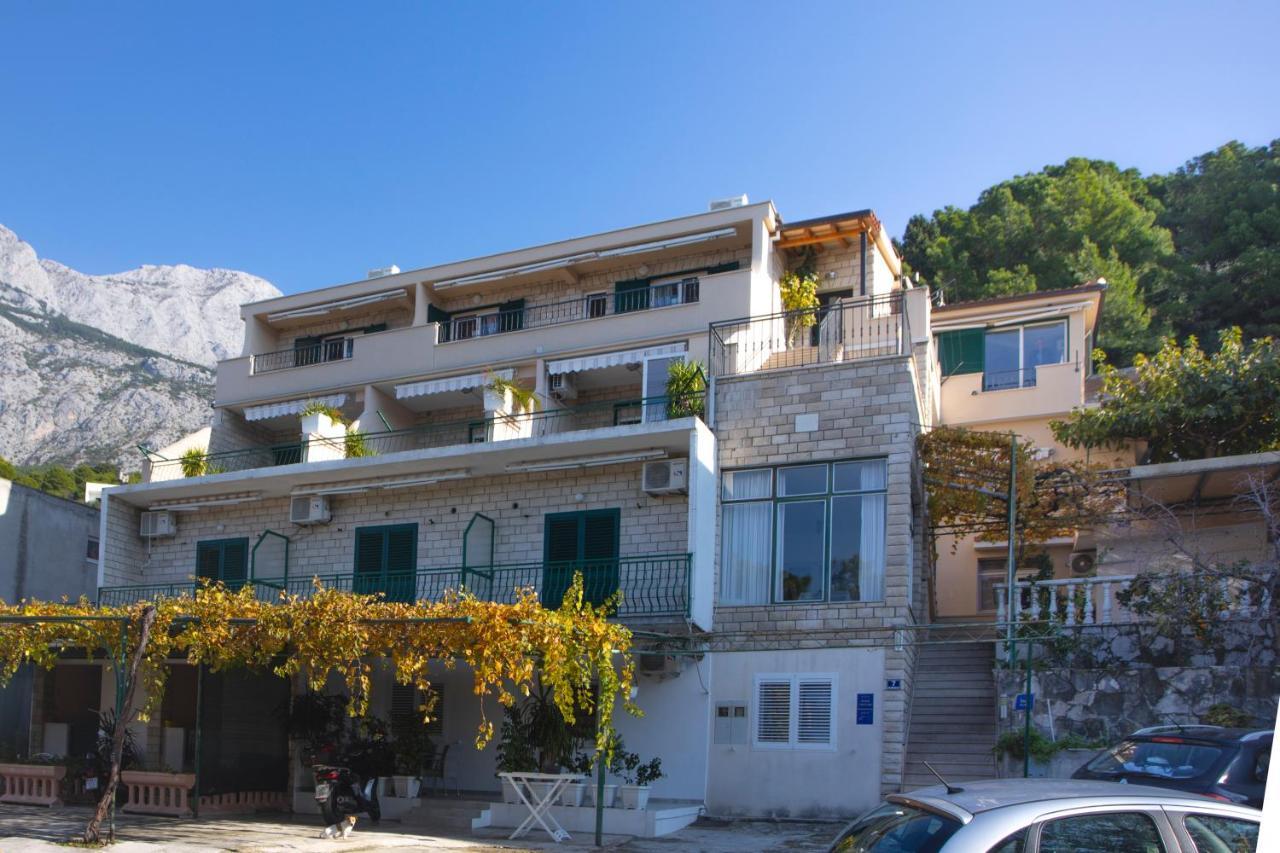 Villa Milenka - Apartmani Gorana Tucepi Exterior photo