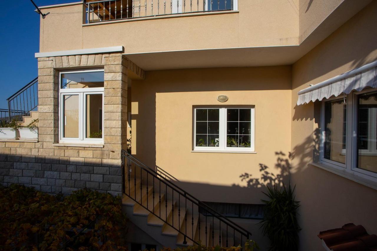 Villa Milenka - Apartmani Gorana Tucepi Exterior photo
